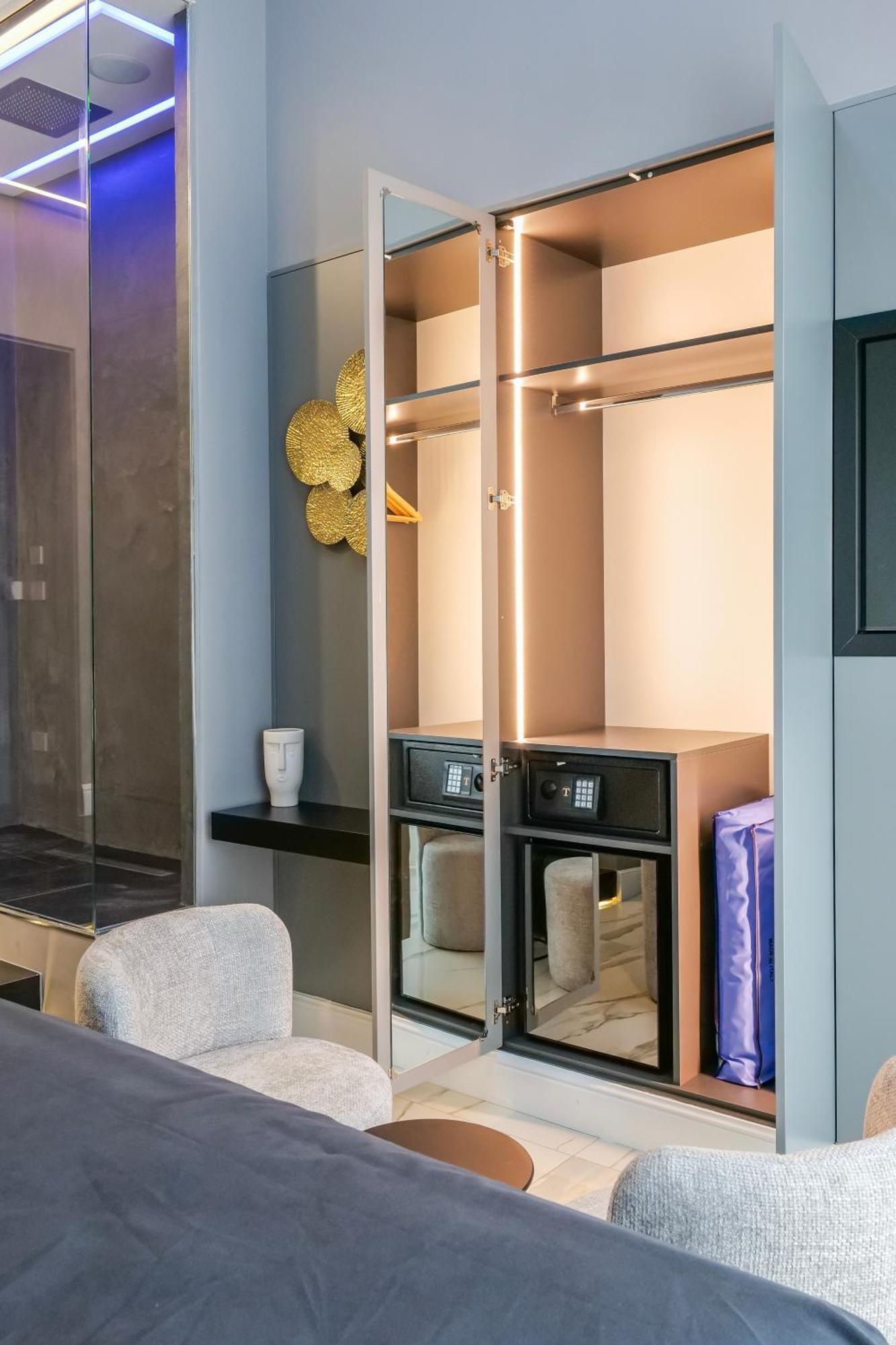 Maison San Carlo Luxury Suites ナポリ エクステリア 写真